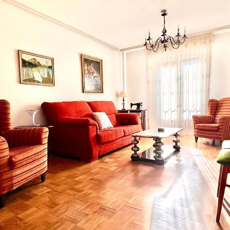 Housing Leon Santa Marina Apartment Bagian luar foto